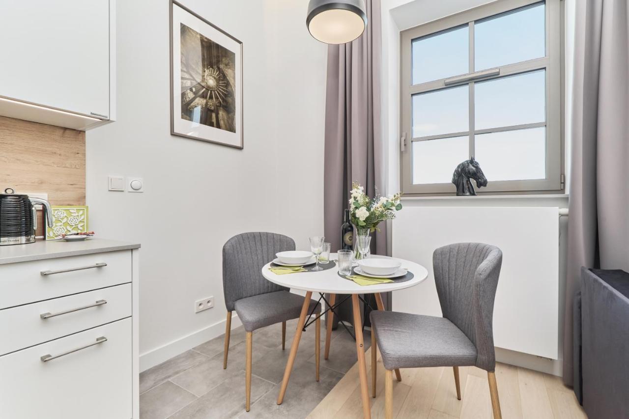Eleganckie Studia Wyspa Slodowa By Noclegi Renters Wrocław Eksteriør billede